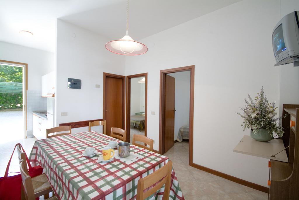 Condominio Brionetta Μπιμπιόνε Εξωτερικό φωτογραφία